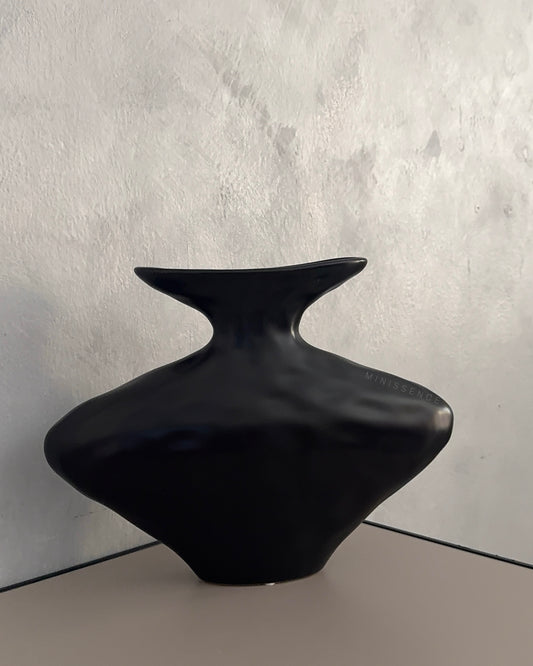 Flux Curve Vase