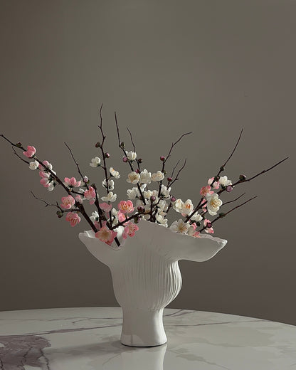 Petal Sculpt Vase