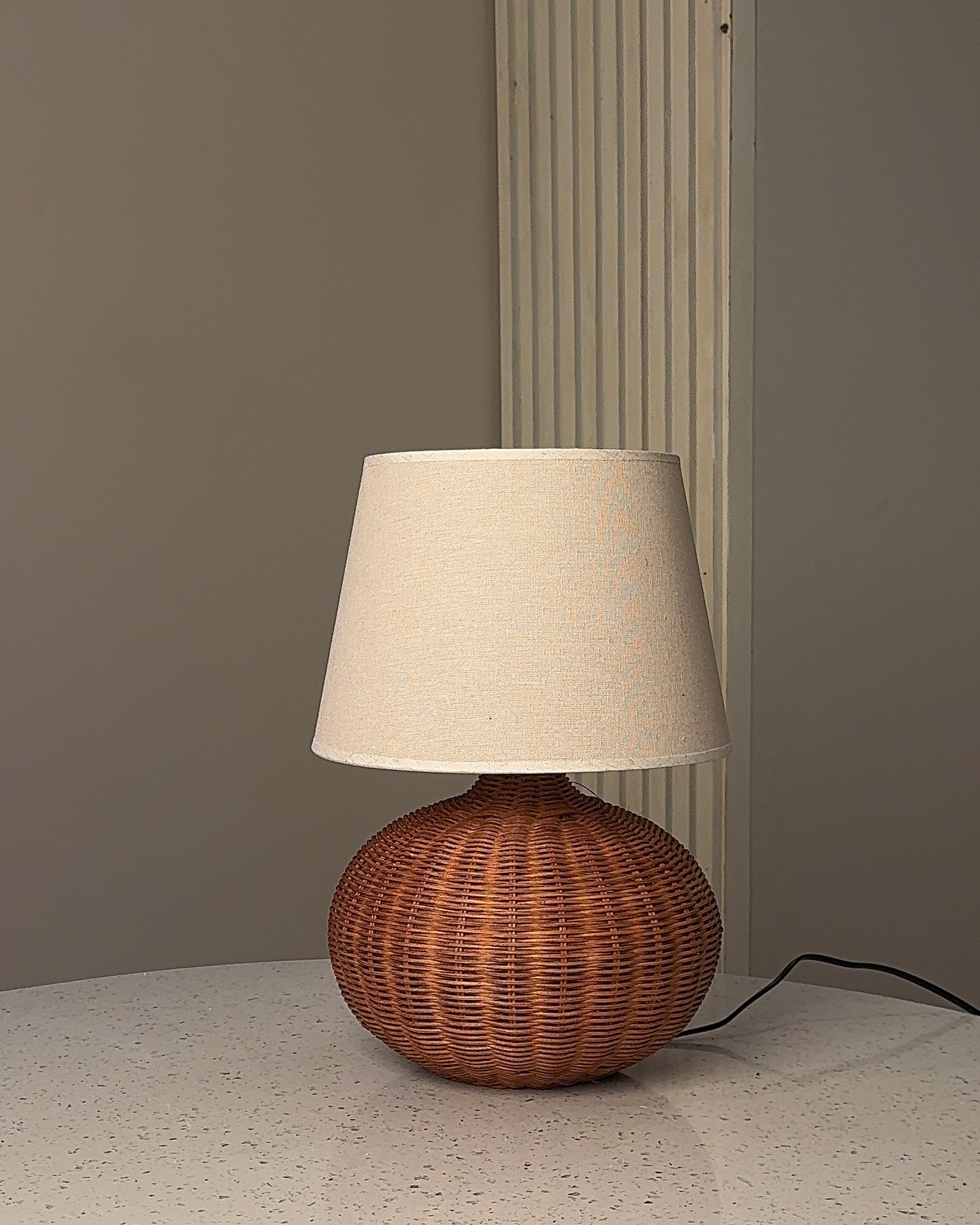 Cove Woven Lamp