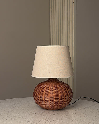 Cove Woven Lamp
