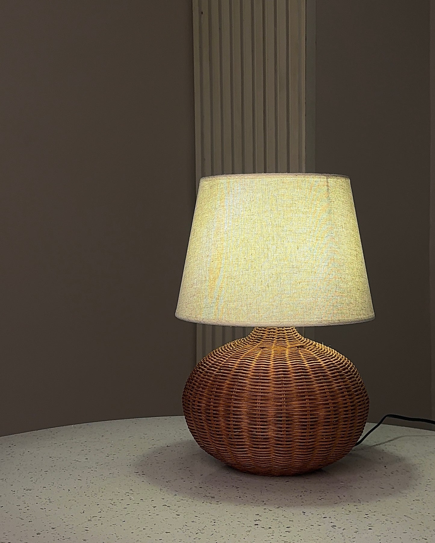 Cove Woven Lamp