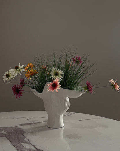 Petal Sculpt Vase