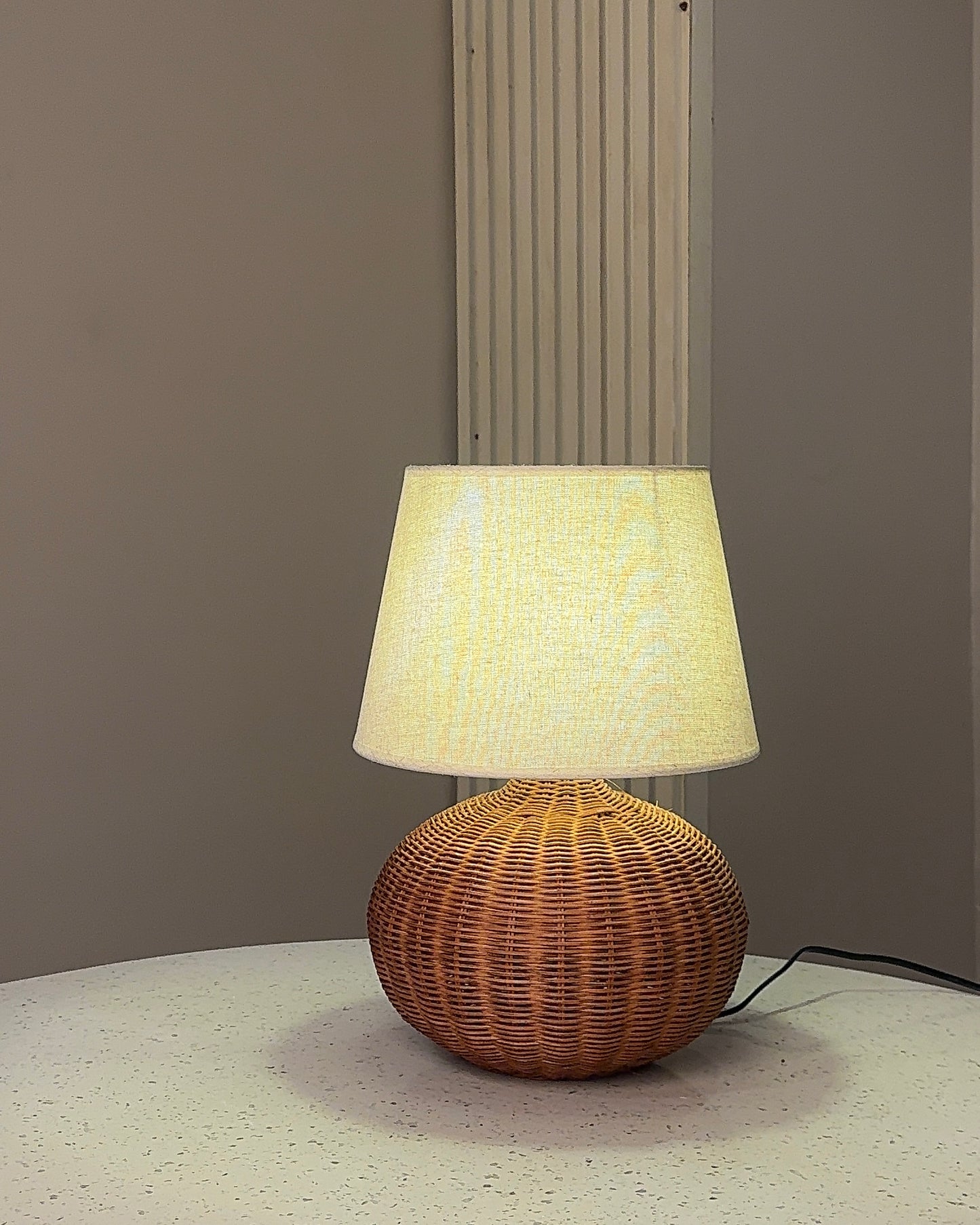 Cove Woven Lamp