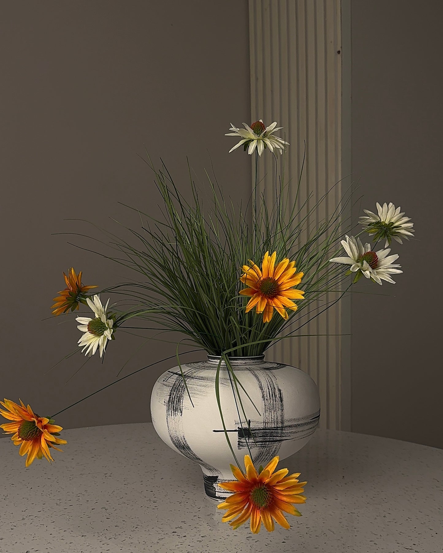 Sumi Globe Vase