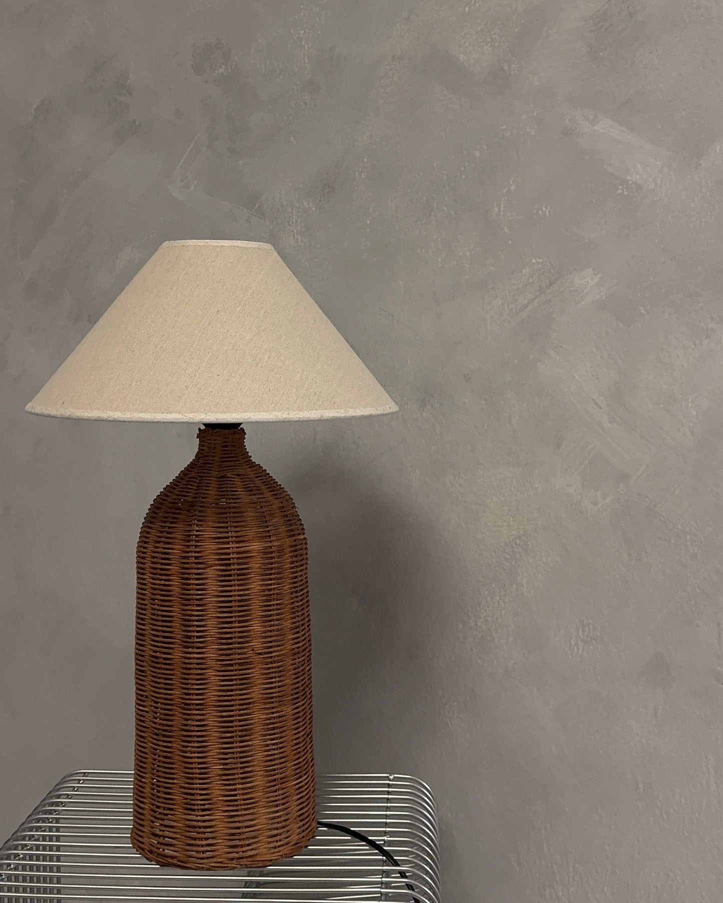 Cove Woven Lamp