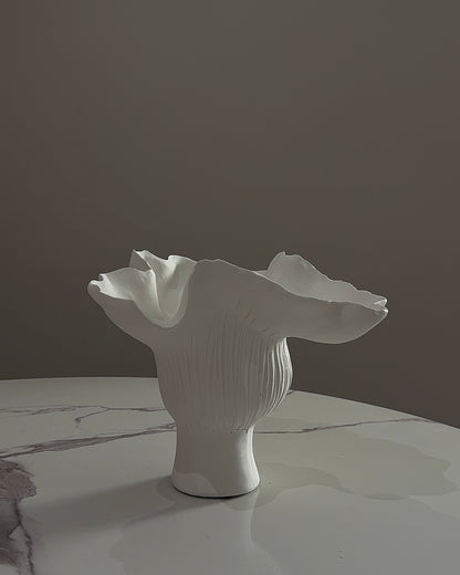 Petal Sculpt Vase