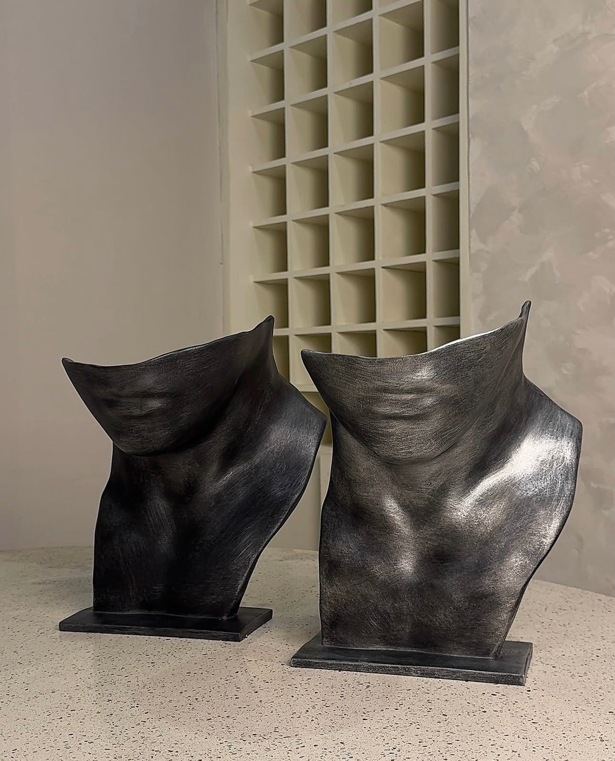 Sculpted Profile Accent