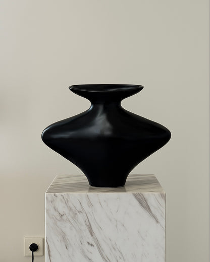 Flux Curve Vase