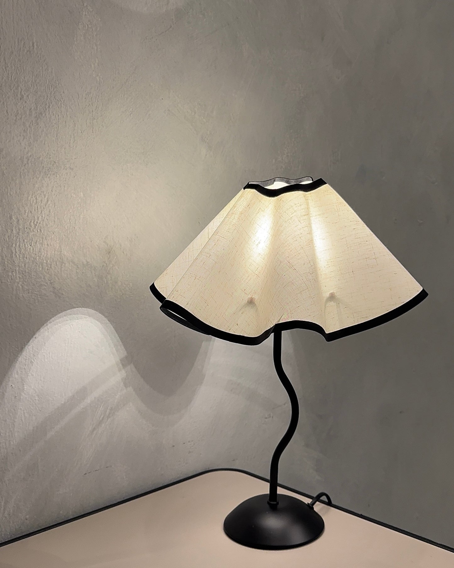 Ripple Shade Lamp