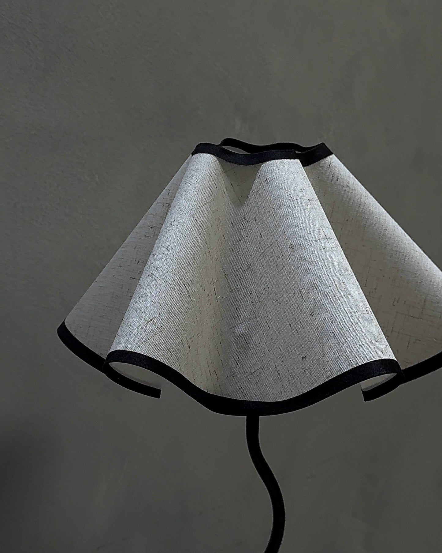 Ripple Shade Lamp