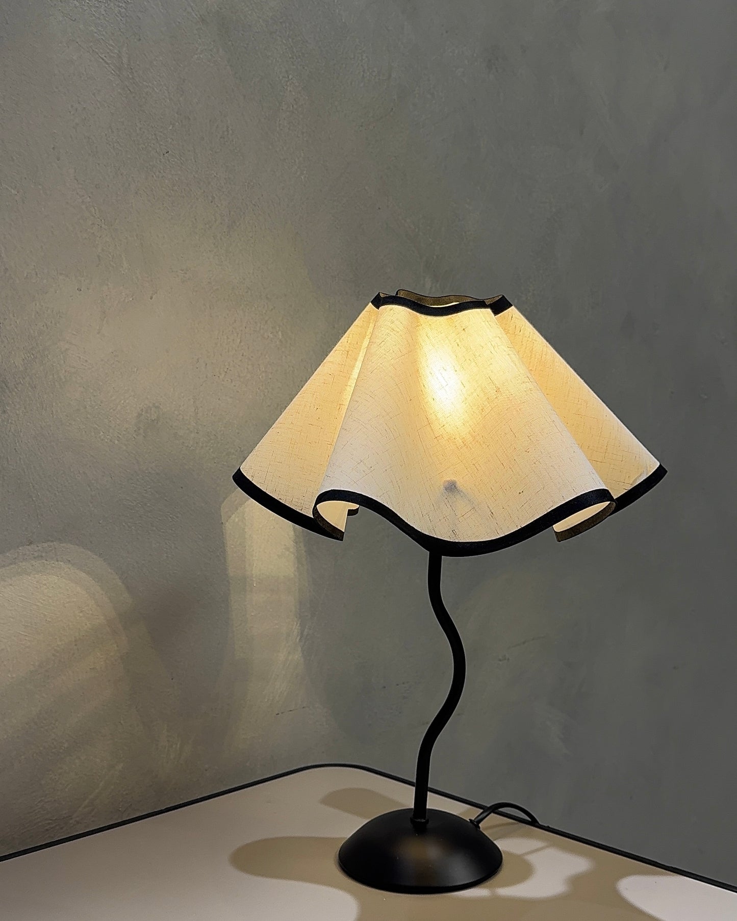 Ripple Shade Lamp
