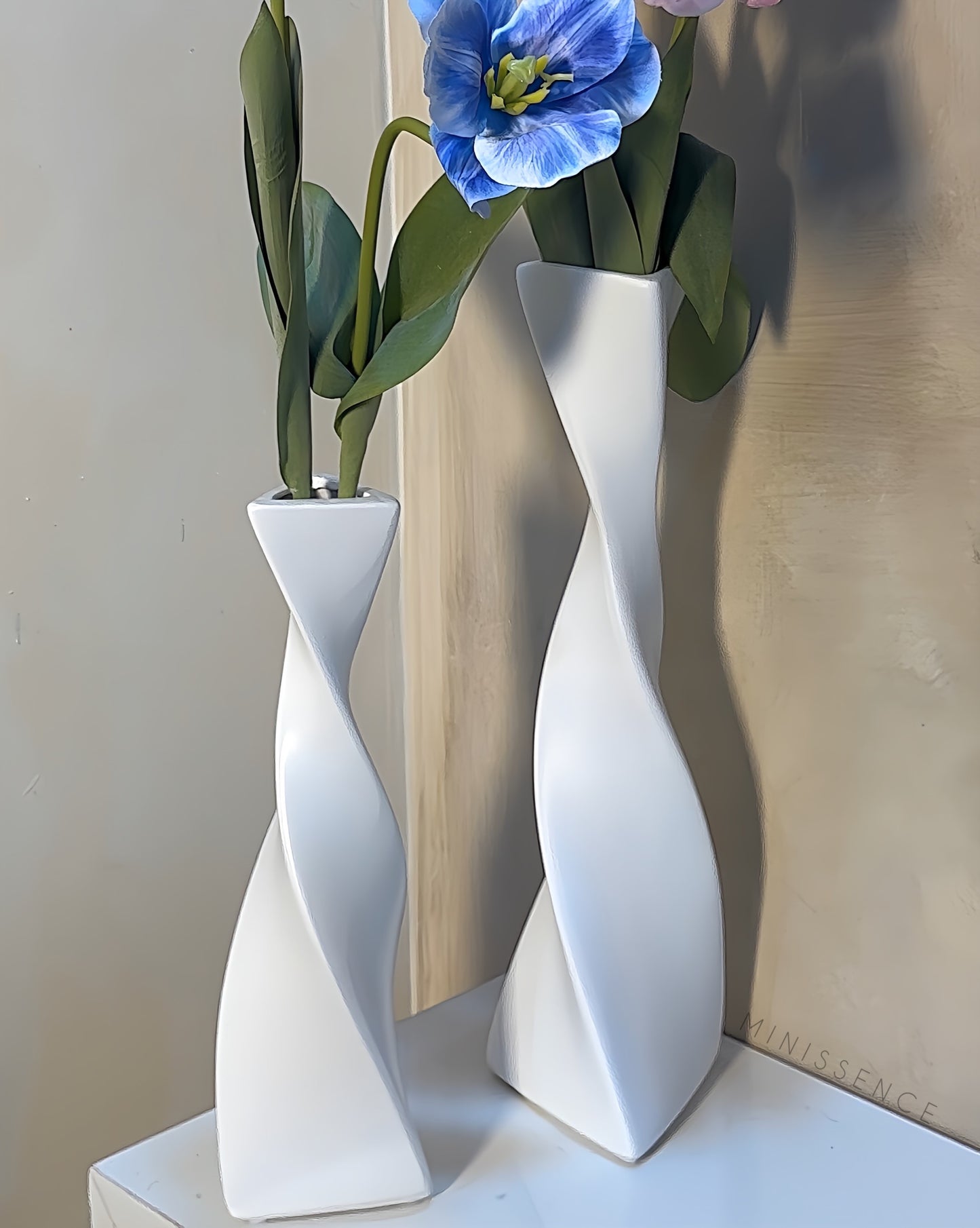 Selene Twist Vase