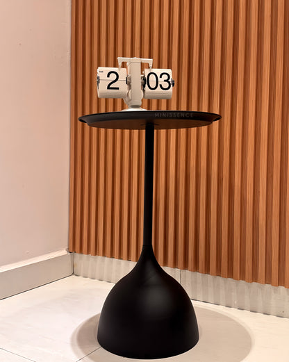 Versa Pod Table