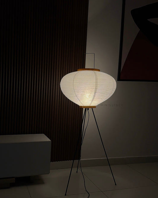 Zen Tripod Lamp