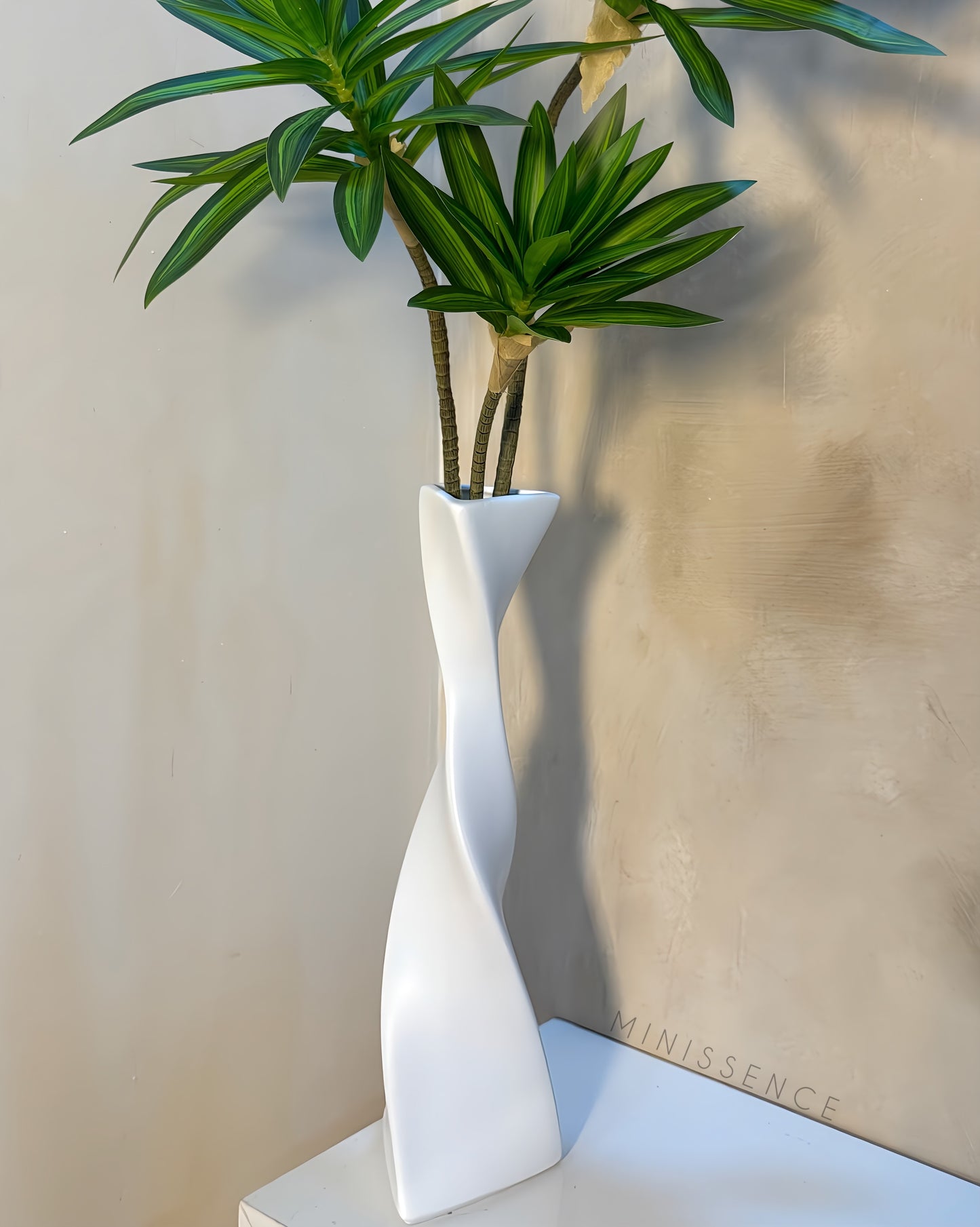 Selene Twist Vase