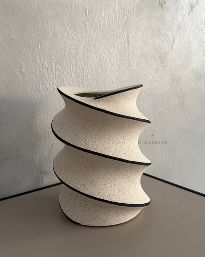 Linear Swirl Vase